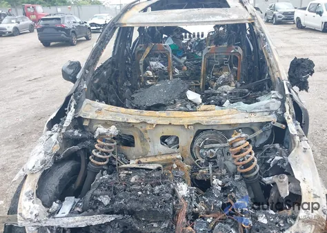 2016 Volvo Xc90 T6 Momentum z USA, uszkodzony, nr VIN YV4A22PK8G1045190